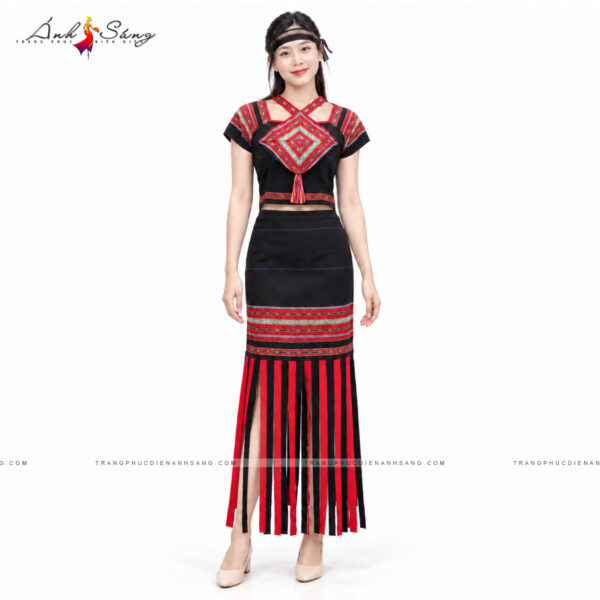 Trang Phục Dân Tộc Tây Nguyên - 09